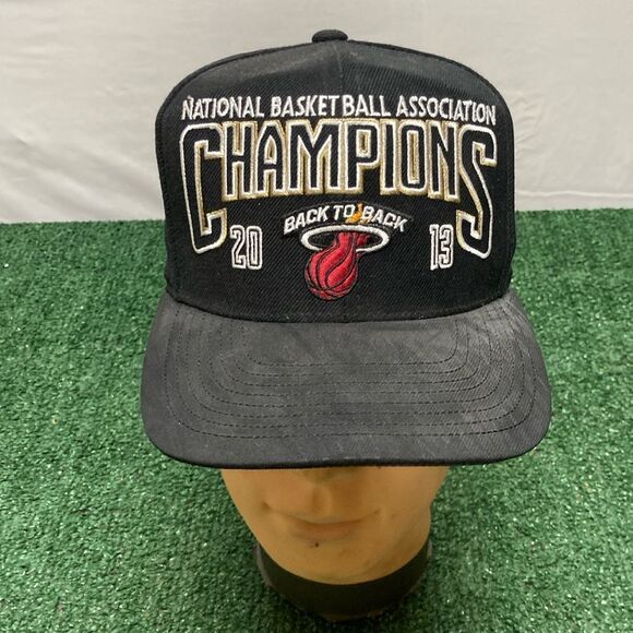 Adidas Miami Heat 2013 Champions hat (OKPM-05-024) - Picture 1 of 9